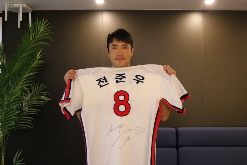 롯데, 소아암 어린이 돕기 유니폼 2차 공매 실시